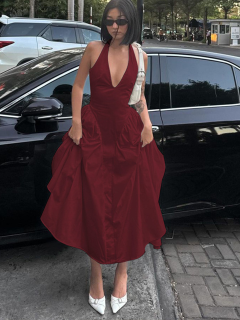 Robe dos nu été rouge