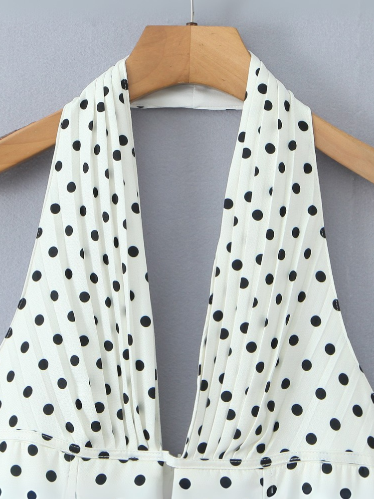 Robe a pois dos nu