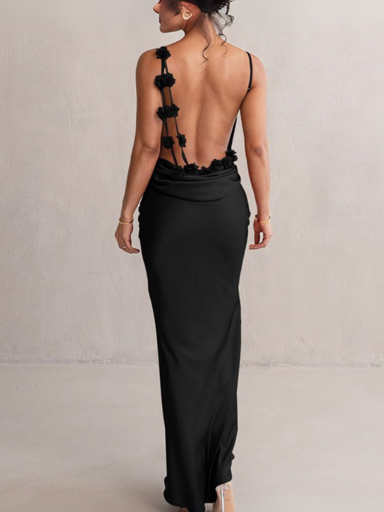 Robe bretelle dos nu satinée longue noir plongeant