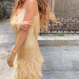Robe cocktail dos nu avec franges or