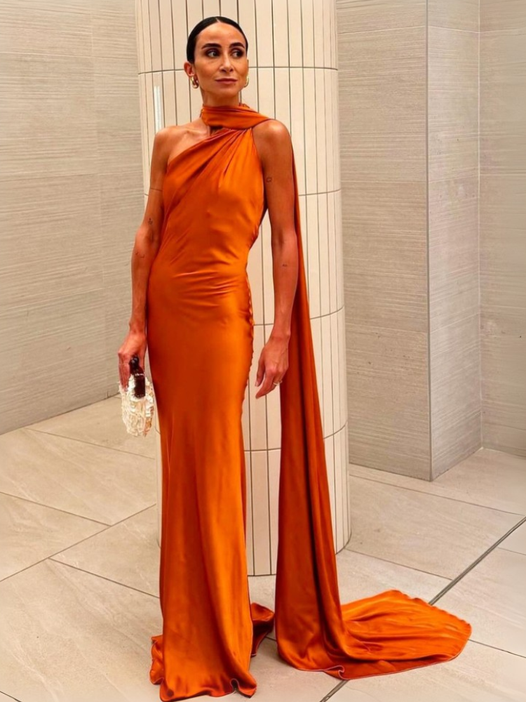 Robe dos nu asymétrique vert longue