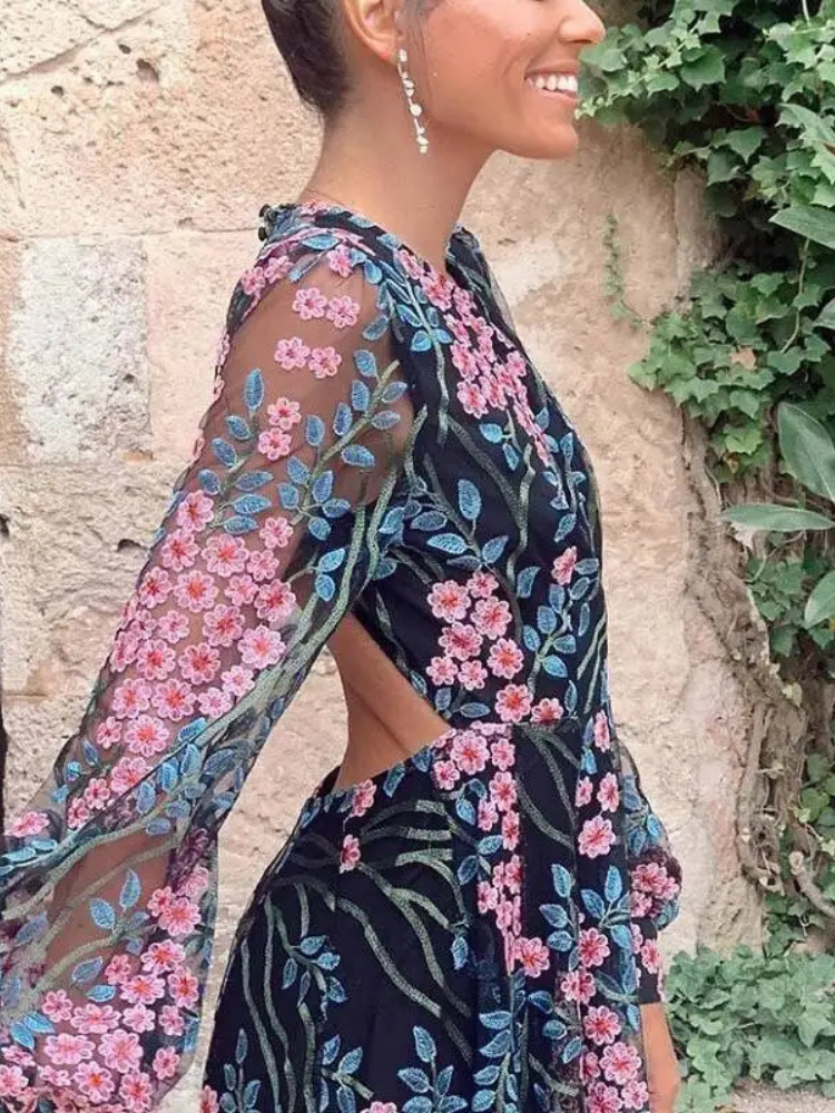 Robe dos nu fleurie plongeant 1