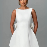 Robe trapèze dos nu noir blanche