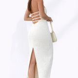 Robe blanche moulante dos nu