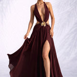 Robe décolleté et dos nu