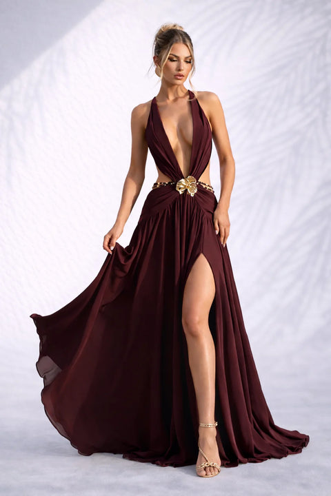 Robe décolleté et dos nu