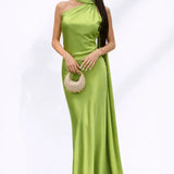 Robe dos nu asymétrique