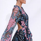 Robe dos nu fleurie