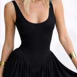 Robe longue dos nu chic