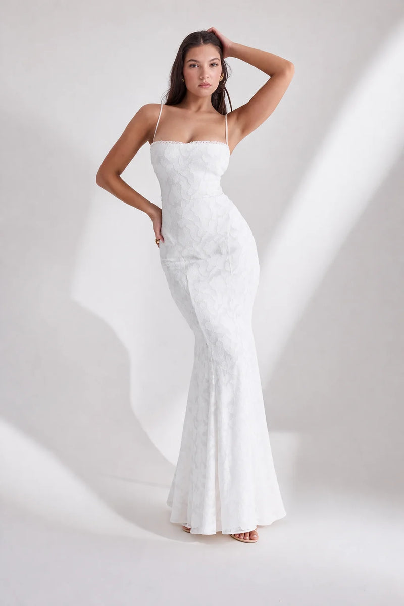 Robe longue fine bretelle dos nu